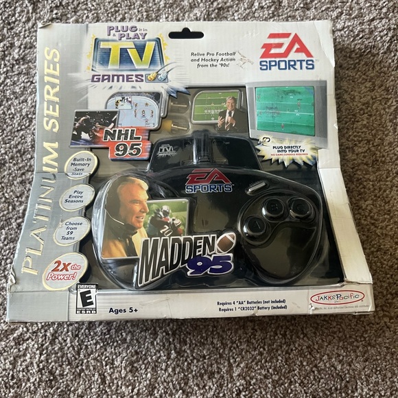 EA Sports John Madden 95 NFL NHL Plug and Play Game Jakks Pacific in Box W3 New - Picture 1 of 2